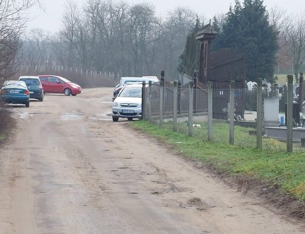 Szilárd burkolatú út építésének tervezési szakasza indul a Temető utcán