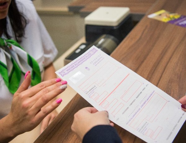 Pénzügyminiszter: 16 százalékra emelkedik a Prémium magyar állampapír kamata