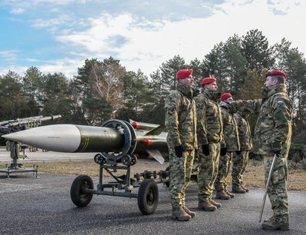 Stabil munkalehetőség, kiemelt bérezés a Magyar Honvédségnél