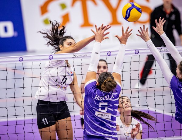 Győzelemmel előzhetnek a röplabdások 