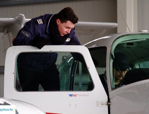 Nyílt nap a Nyíregyházi Repülőtéren – Szimulációs gép, repülőtér-bejárás és elméleti oktatás
