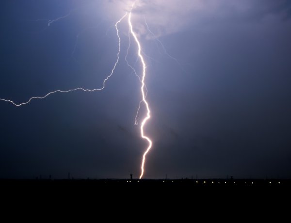 Villámlás kísérheti a hózáporokat