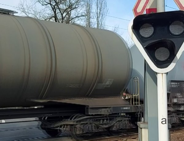 Meghibásodott a Korányi Frigyes utcai vasúti átjáró fényberendezése