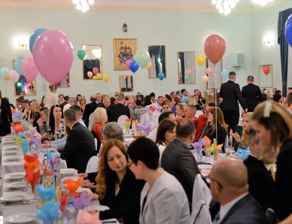 Jótékonyan, jókedvűen a Jókaiért!