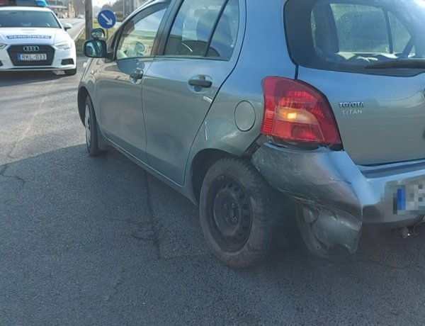 Pénteken délután a Színház utcánál történt baleset