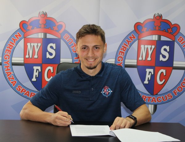 Fiatal játékosokkal kötött szerződést a Szpari