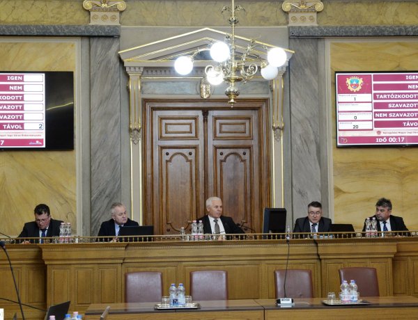 Elfogadták a város 93 milliárd forintos költségvetését – Csütörtökön ülésezett a közgyűlés