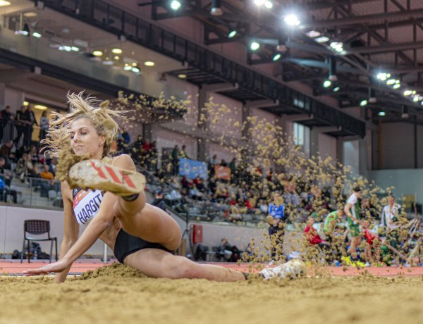 Sikeres verseny után az atléták