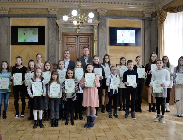 „Tisztább levegő a jövőnkért!” – íme, a rajzpályázat díjazottai