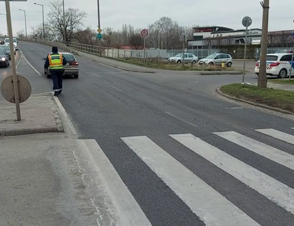 Gázolás történt a Tiszavasvári úti felüljárónál