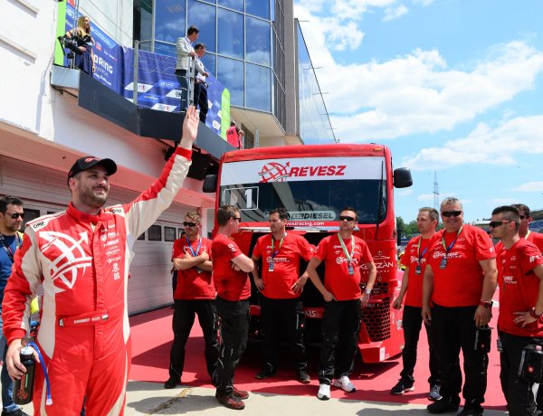 Kiss Norbi és a Révész Racing címvédésre készül