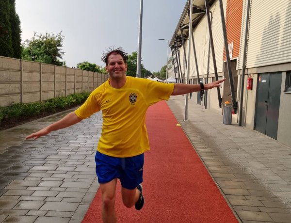 Félmillió guggolás a cél! 