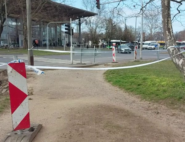 Építési munkálatok az Állomás téren: korlátozott gyalogosforgalom