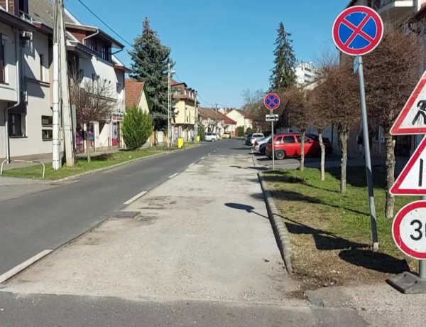 A Körte utcán jövő héten folytatódnak a Nyírtávhő által végzett helyreállítási munkálatok