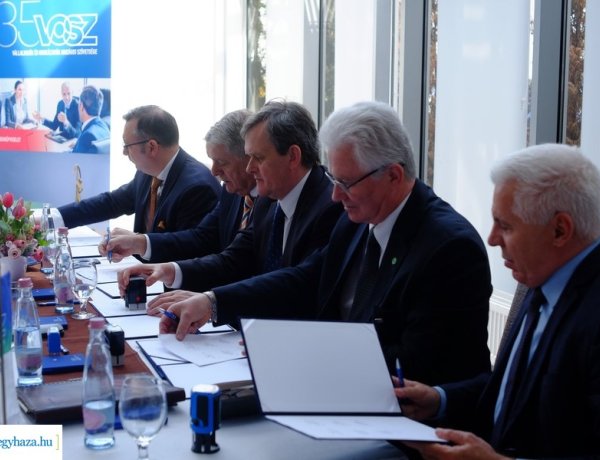 35 éves a VOSZ – Vállalkozásfejlesztési irodát nyit a szervezet Nyíregyházán