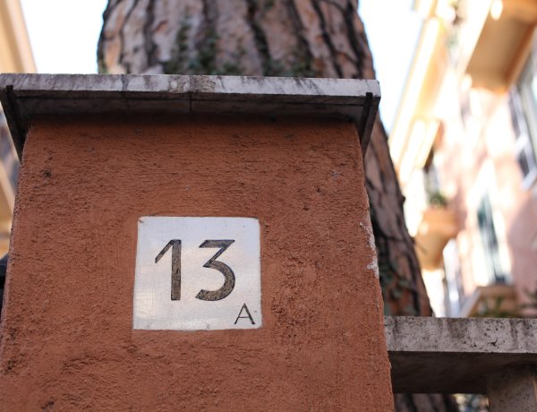 Házszámtábla ellenőrző akciót hajt végre a Közterület-felügyelet