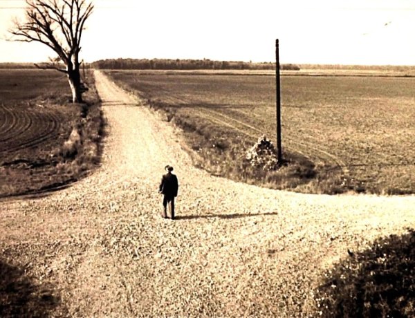 Interdiszciplináris konferencia Cross/roads – Kereszteződések címmel