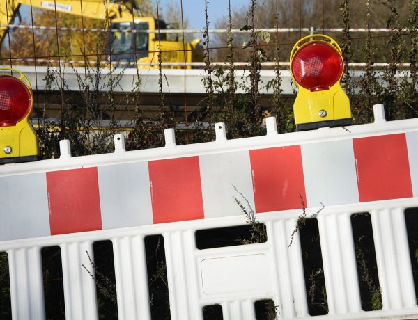 A tervezett ütemben halad a Tiszavasvári út - Derkovits utca csomópont fejlesztése