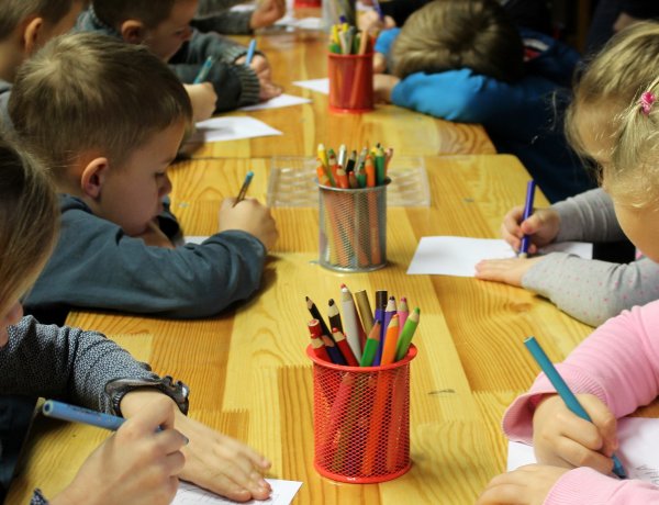 Kedd-szerda-csütörtök: ezek az óvodai beiratkozás napjai