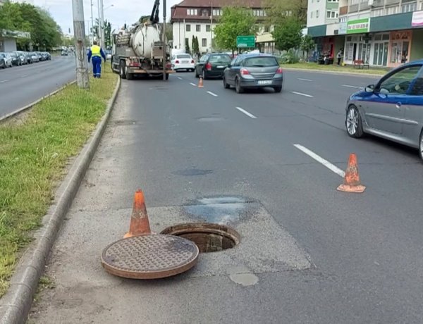 Csatornamosási és -tisztítási munkálatokat végez a Nyírségvíz a Ferenc körúton