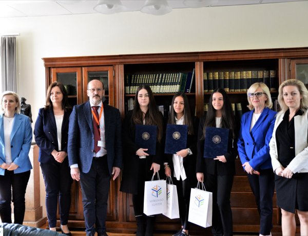 MNB ösztöndíj – Kivételes hallgatók a Nyíregyházi Egyetemen