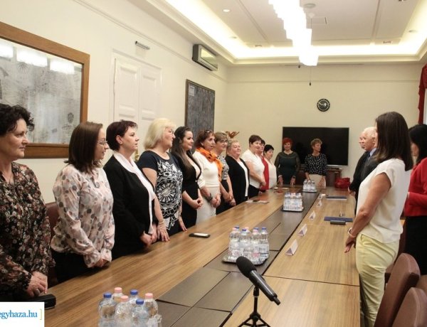 Eskütétel – 14 bírósági ülnök tette le az esküjét