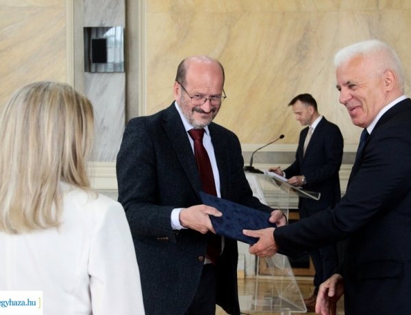 Értéktáras a Zenei Intézet – A Nyíregyházi Egyetem népzenészképzése kapta a kitüntető címet