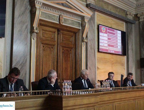 Nyári szünet előtti utolsó közgyűlés