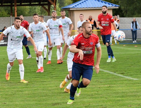 Két távozó a Spartacusnál 