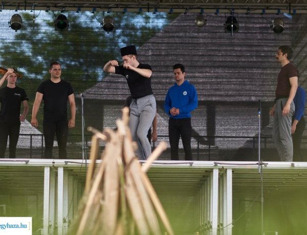 Szent Iván-éj – Színes programokkal várt a skanzen a rendezvény esőnapján