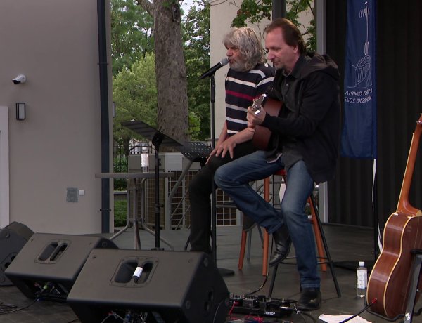 Hobo az utcán – A 10. Színházi Olimpia keretein belül koncertezett Nyíregyházán