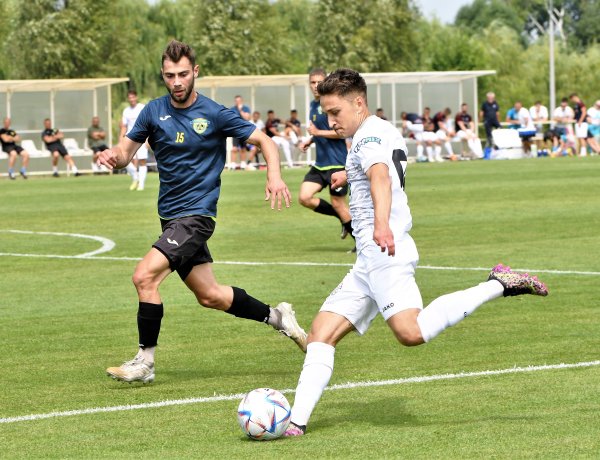 Győzelem az első edzőmeccsen