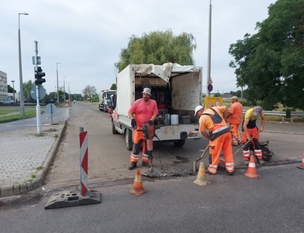 Volt, aki meglepődött; lezárták a Tüzér utcát!