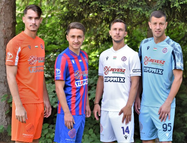 Új mezek, új szezon, megújult csapat