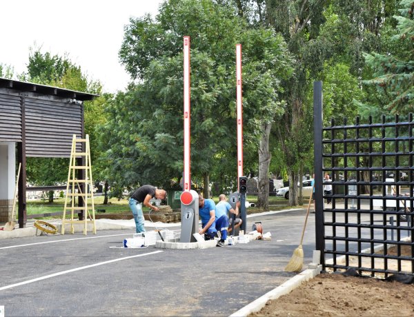 Látta már a temető új bejáratát?