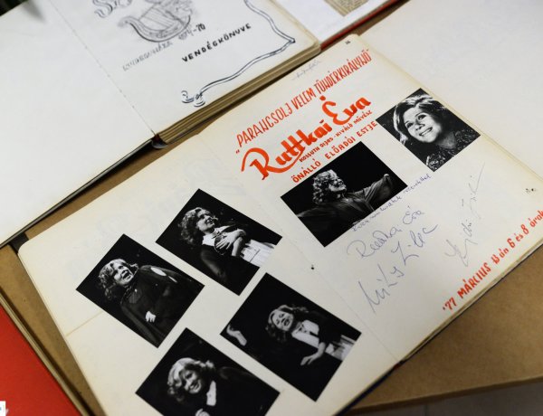 Színháztörténeti kiállítás a Levéltárban