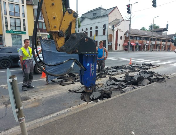 A Korzó előtt tessék vigyázni!