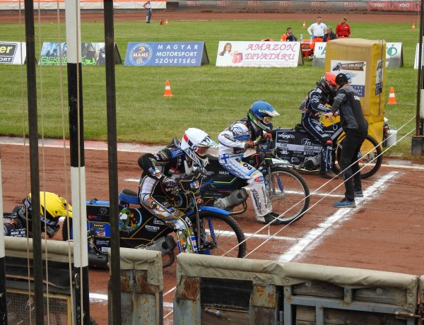 EB elődöntővel búcsúzik a Speedway Ring