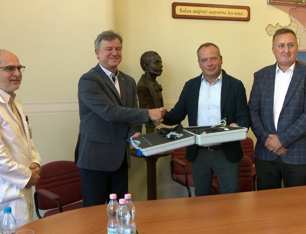 Új EKG-készülék a kardiológián – Könnyebben feltárják a rejtett ritmuszavarokat