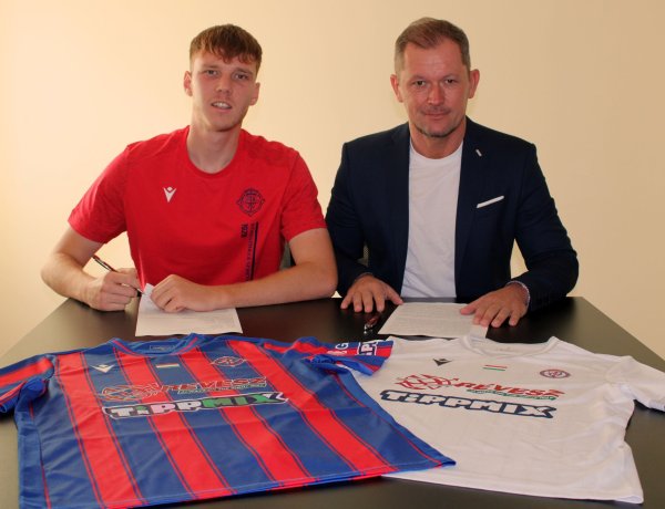 Fiatal csatárt igazolt a Szpari