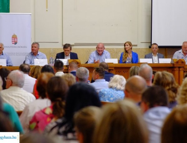 CIVIL INFO – Tájékoztató fórum a 2024-es NEA-s pályázatokról