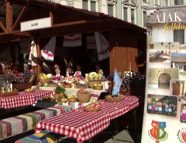 Közfoglalkoztatási Kiállítás és Vásár – 70 kiállító érkezett a Kossuth térre