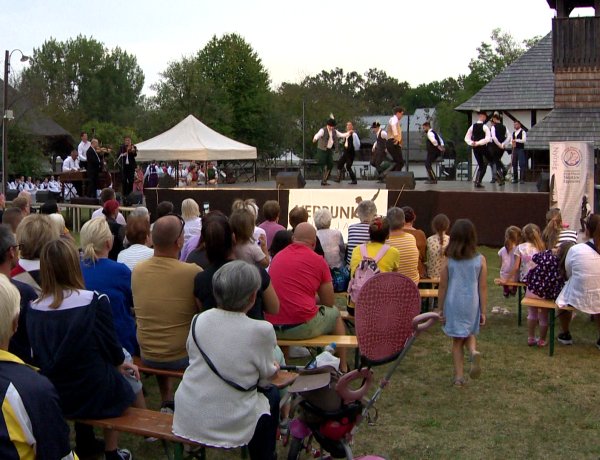 Verbunk Napja – Több mint kétszáz táncos érkezett a skanzenbe