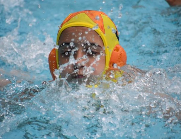 Két győzelemmel kezdett az AQUA SE fiú csapata 