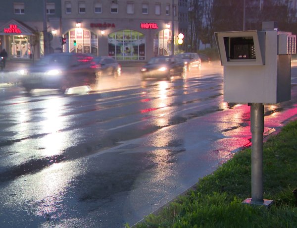 Trafiboxok és VÉDA kapuk – A gyorshajtás a közlekedési balesetek egyik legfőbb oka