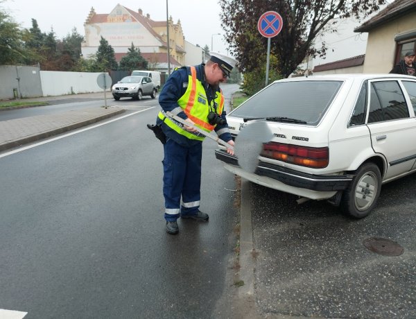 Csak átengedte a gyalogost 