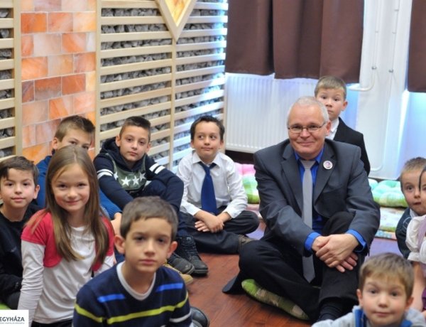 Képviselői sorozat:  14. választókerület: Bajnay Kornél – Bemutatkoznak a közgyûlés egyéni mandátumos tagjai