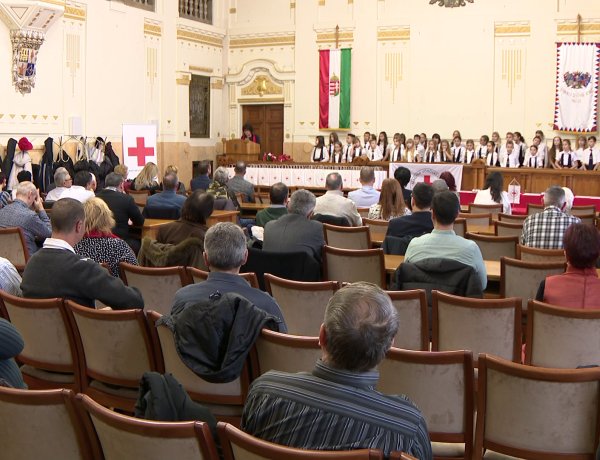 Véradók Napja – 143 véradó vett át elismerést