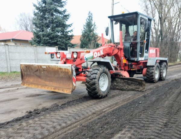 Az úthibákat javították Nyírszőlősben 