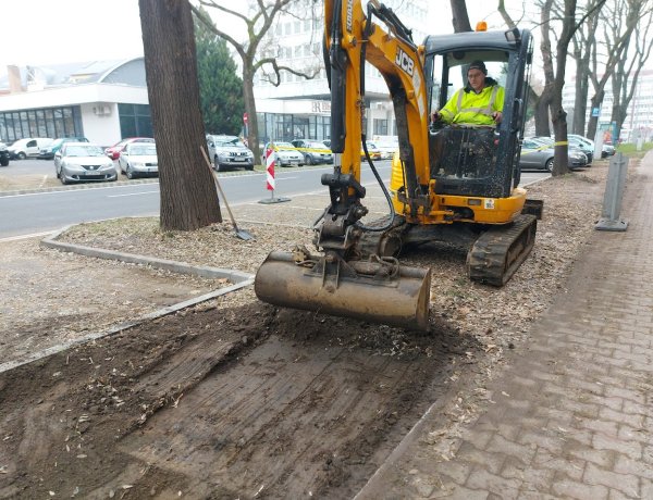 Azon dolgoznak, hogy ne legyen pocsolya a kerékpárúton